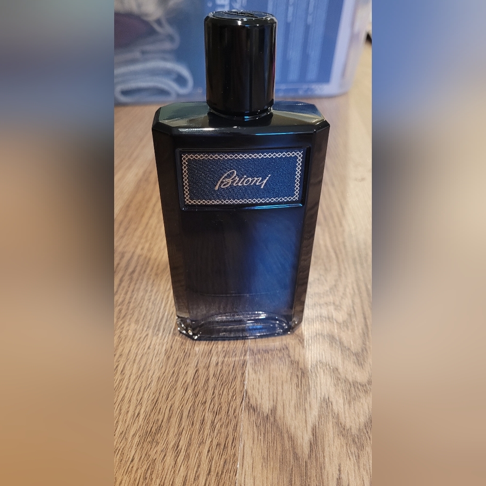 Brioni Black Home Accent